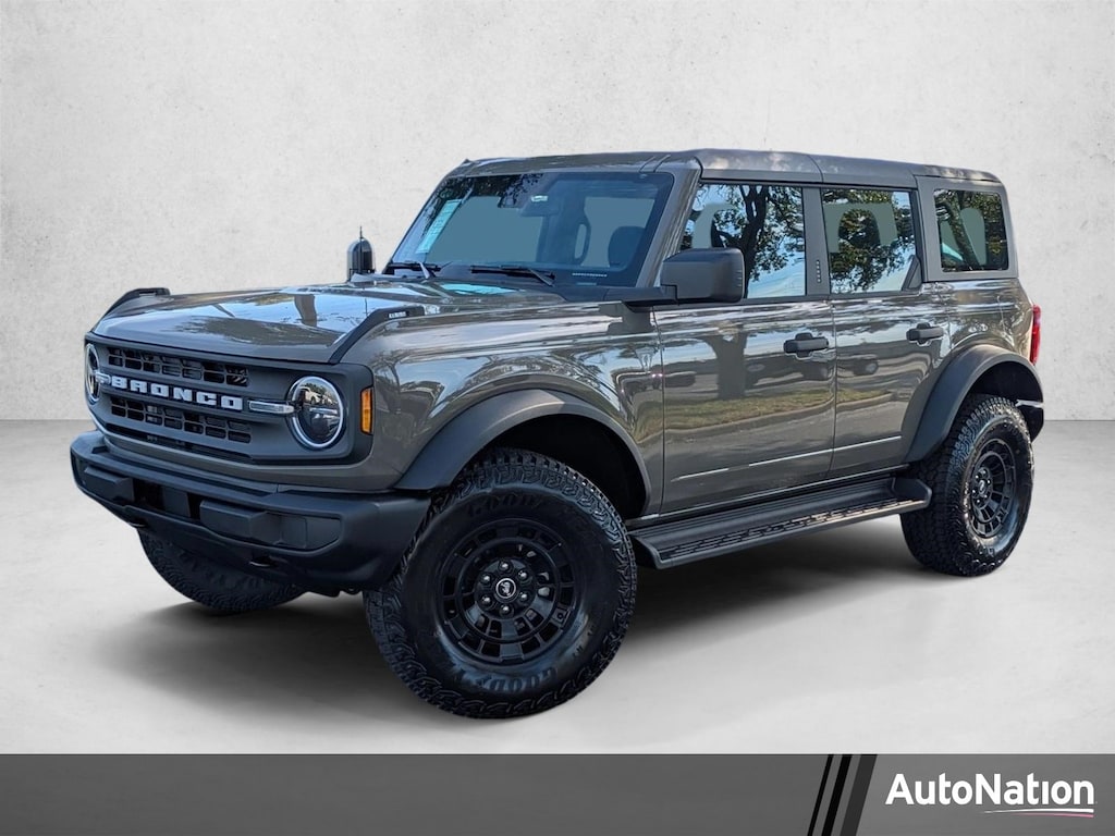 New 2026 Ford Bronco Base SUV