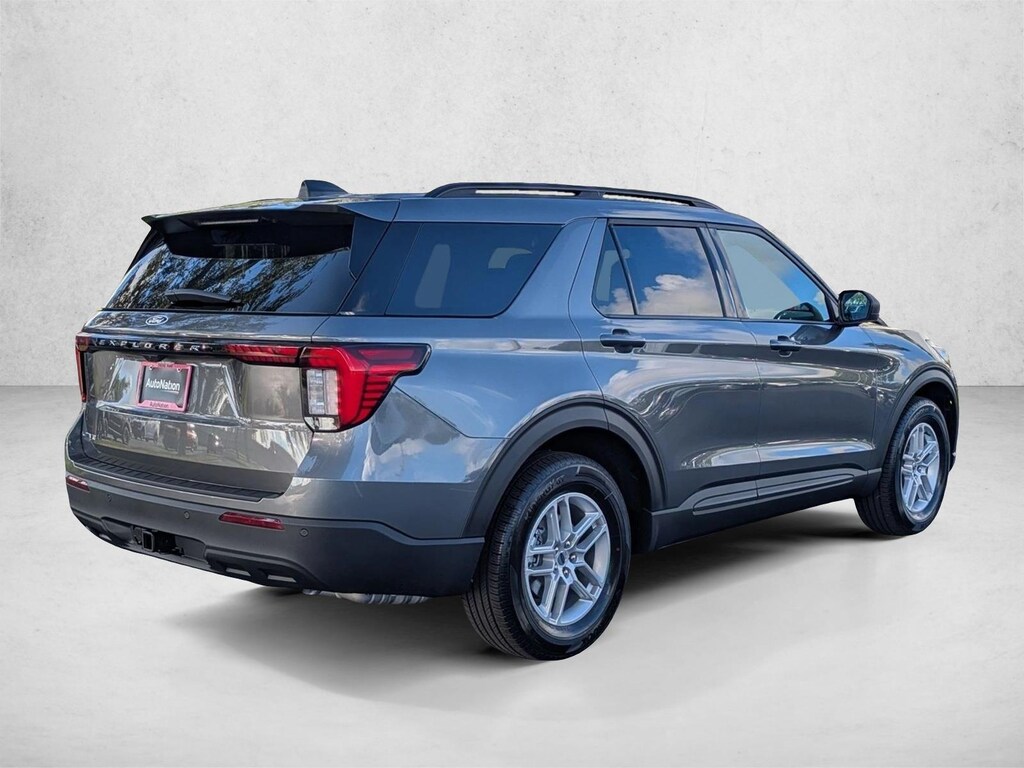 New 2027 Ford Explorer Active w/200A Pkg SUV