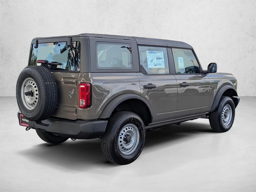 New 2026 Ford Bronco Base SUV