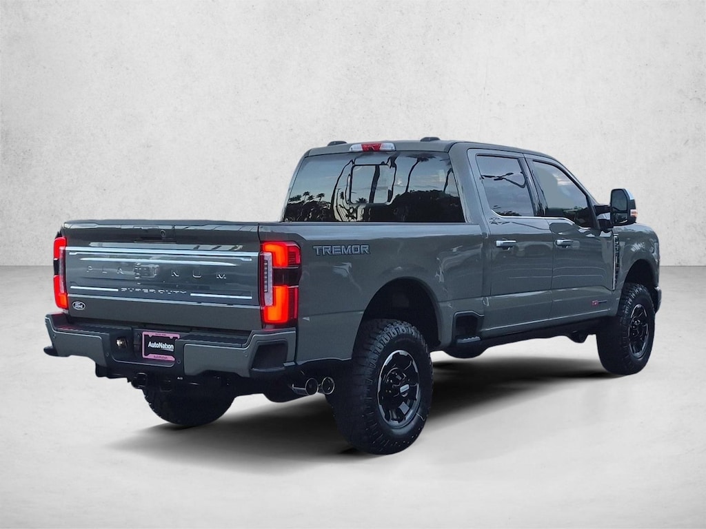 New 2027 Ford F-250 Platinum Truck Crew Cab