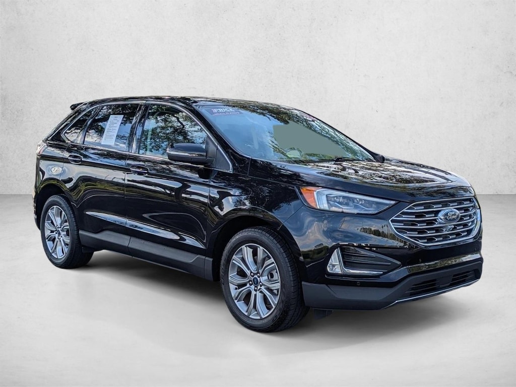Used 2022 Ford Edge Titanium SUV