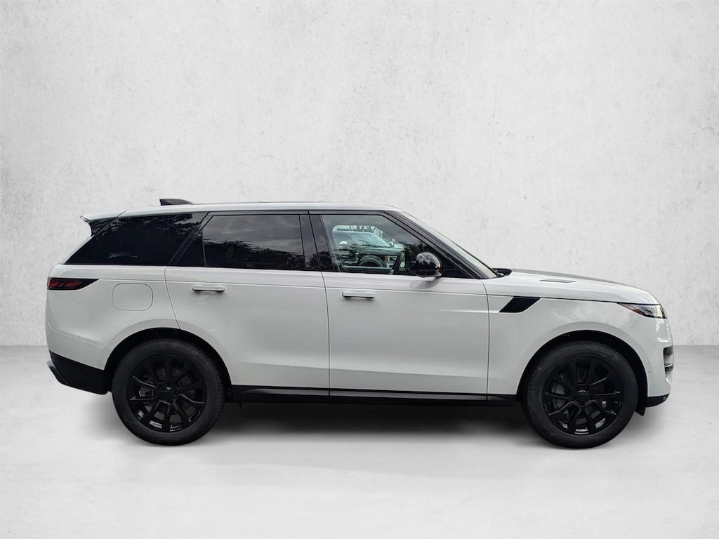 Used 2025 Land Rover Range Rover Sport SE SUV