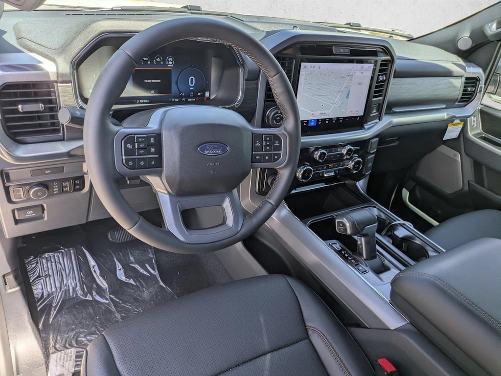New 2026 Ford F-150 LARIAT Truck SuperCrew Cab