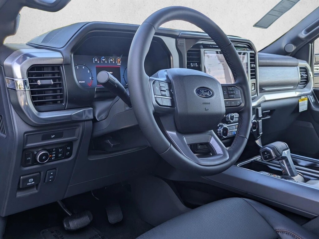 New 2026 Ford F-150 LARIAT Truck SuperCrew Cab