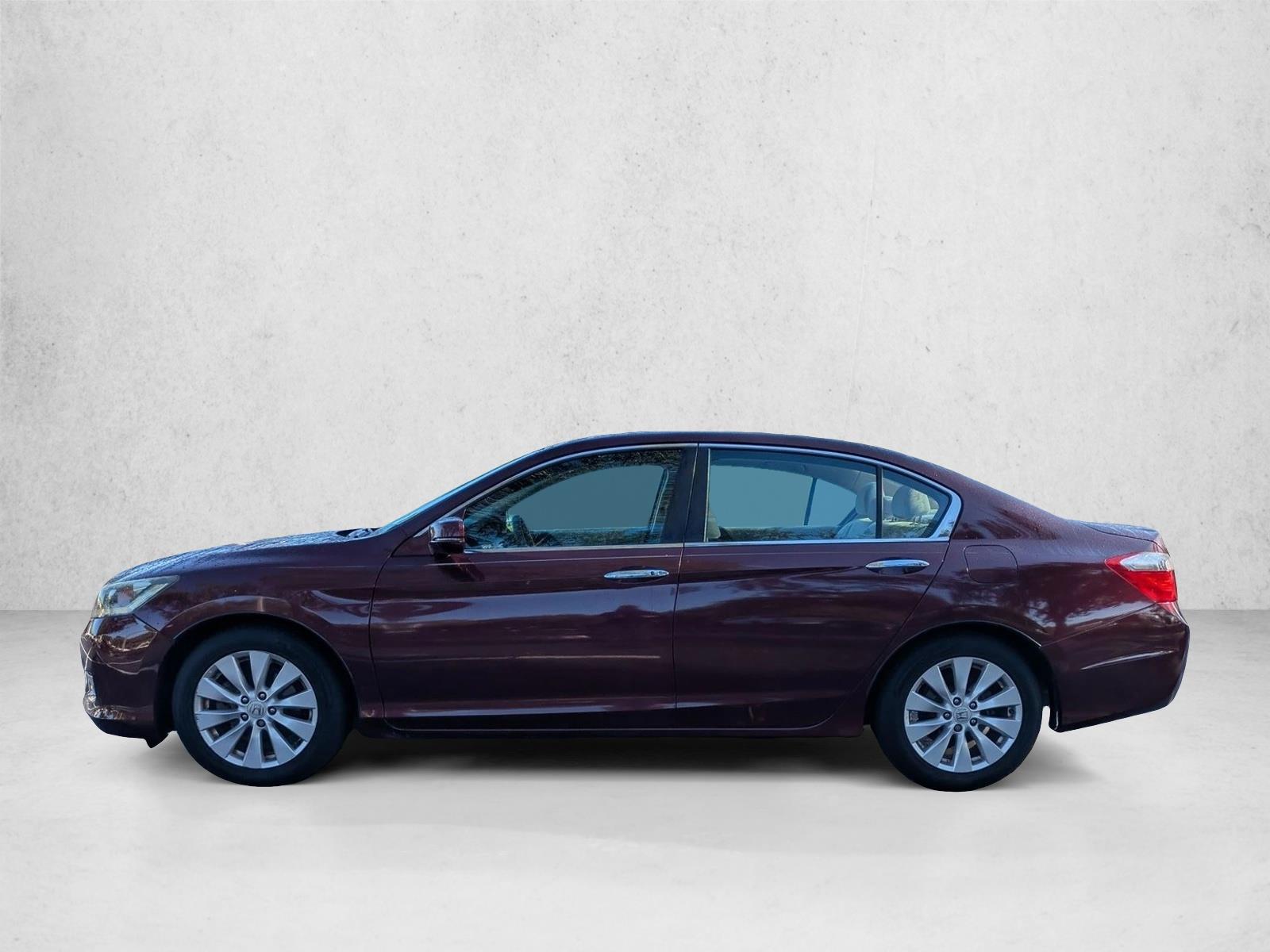 Used 2015 Honda Accord EX with VIN 1HGCR2F79FA002174 for sale in Sanford, FL