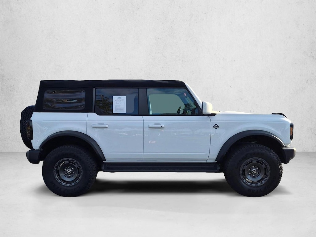 Certified 2025 Ford Bronco Outer Banks SUV