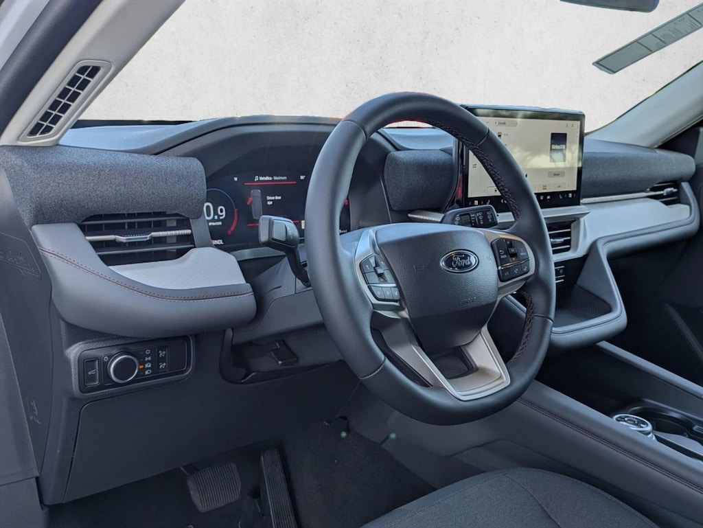 New 2026 Ford Explorer Active w/200A Pkg SUV