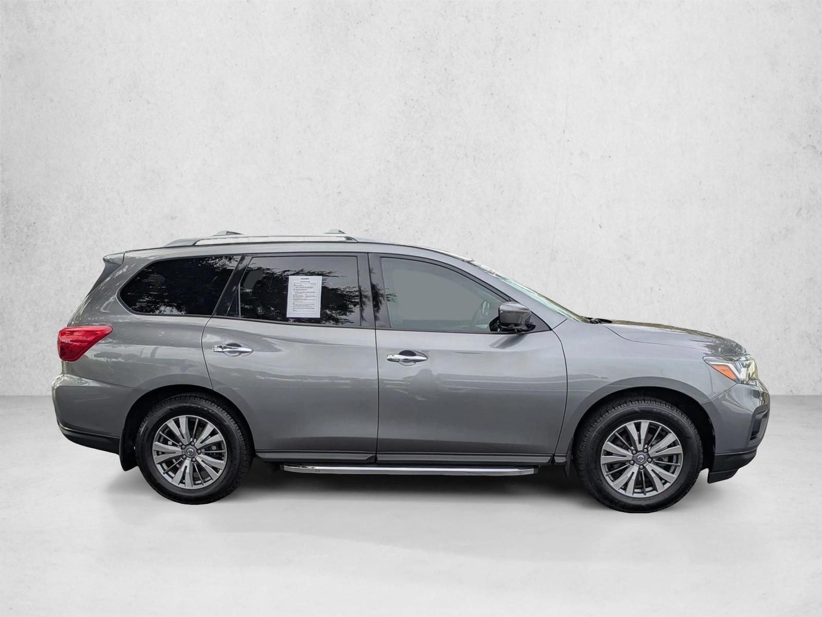 Used 2020 Nissan Pathfinder SL SUV