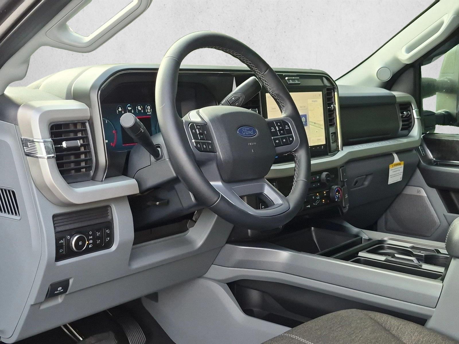 New 2027 Ford F-250 XLT Truck Crew Cab