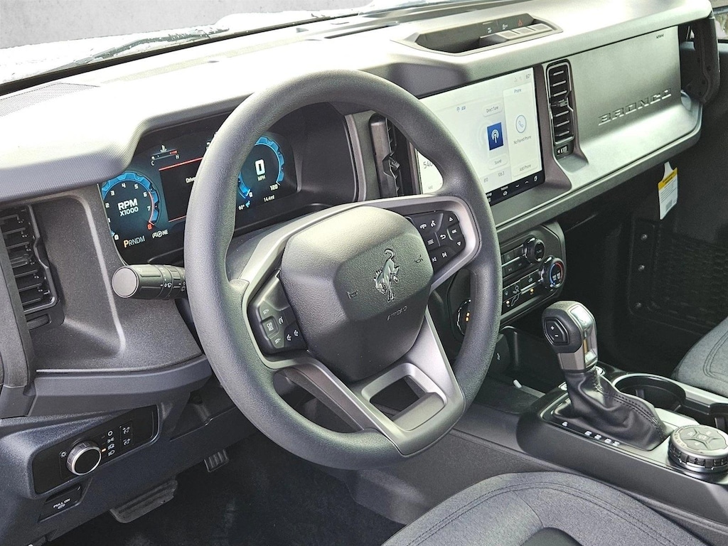 New 2025 Ford Bronco Base SUV