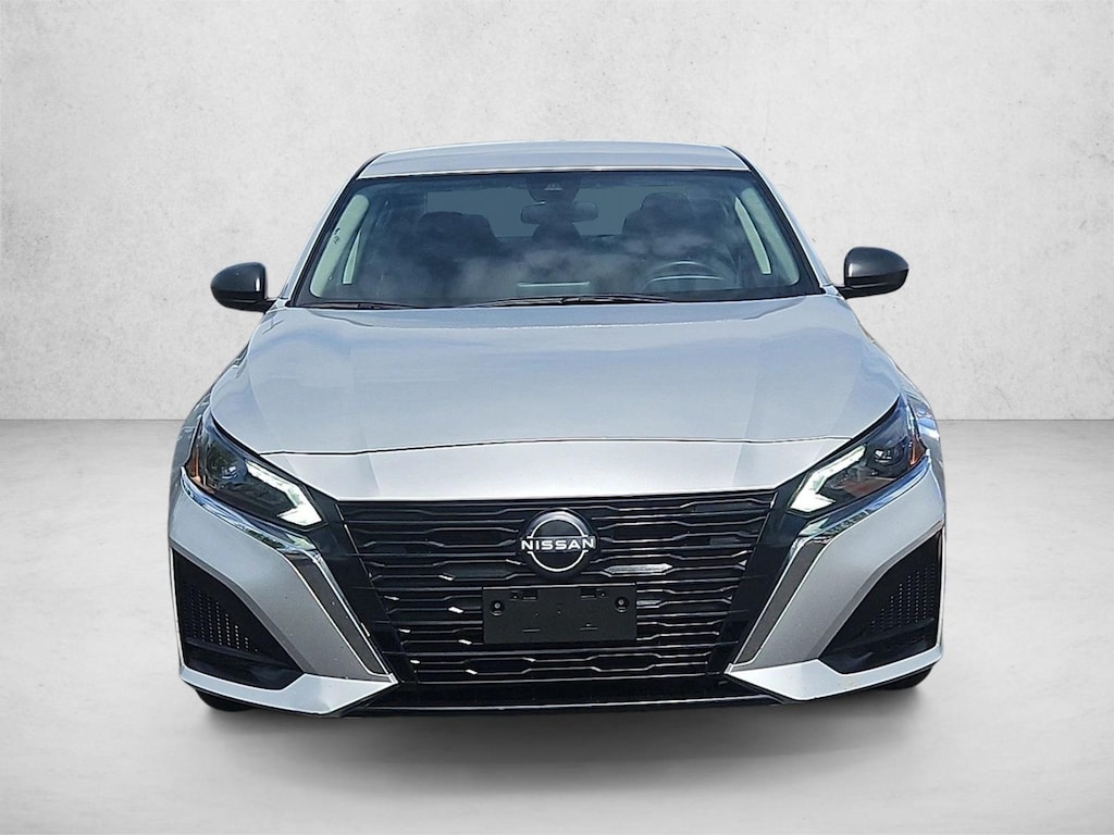 Certified 2025 Nissan Altima SV Sedan