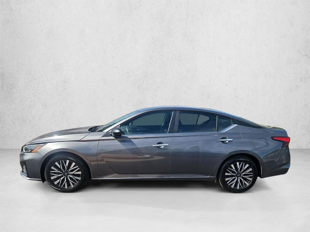 Certified 2025 Nissan Altima SV Sedan