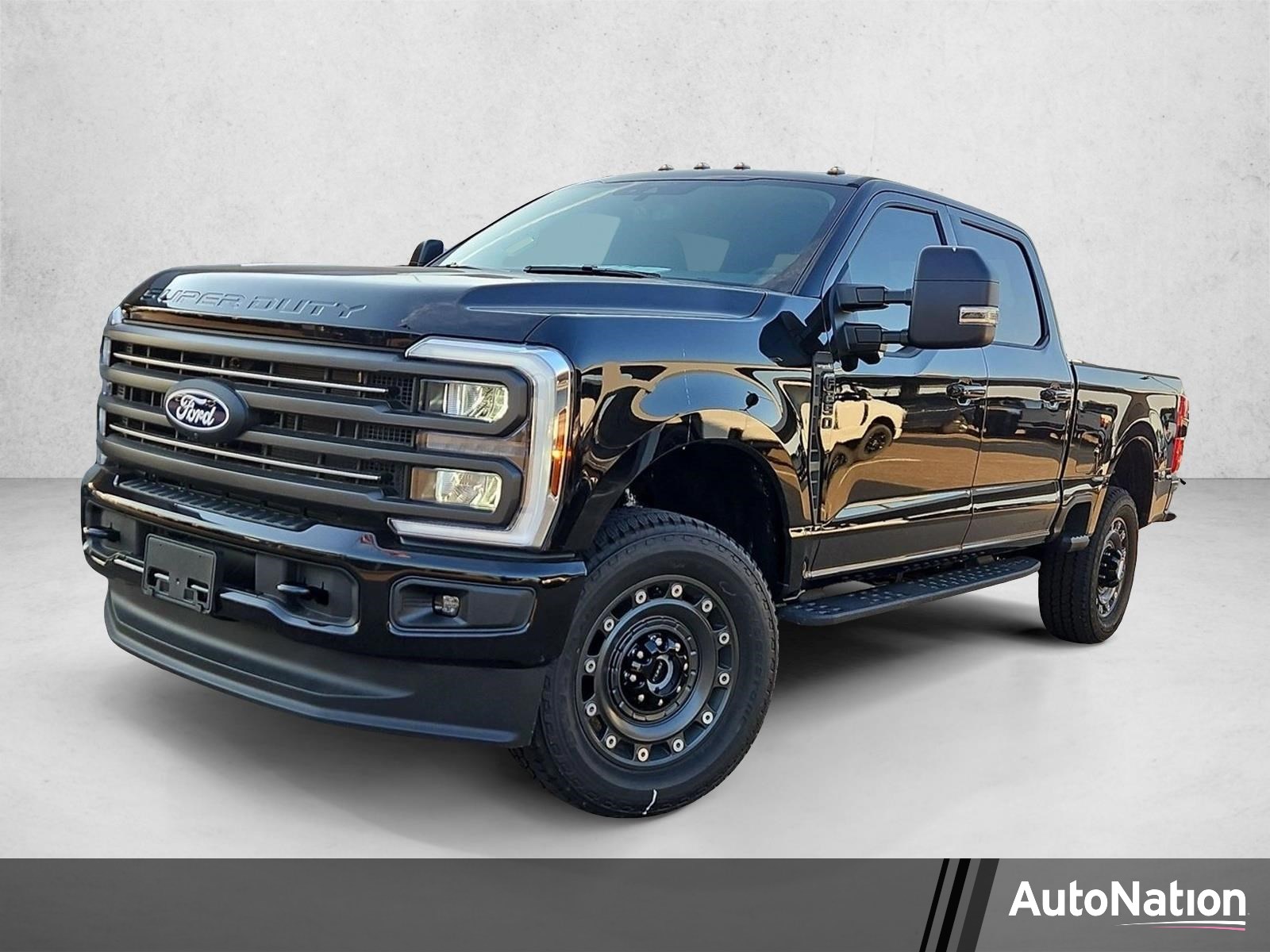 2027 Ford F-250 XLT Truck Crew Cab