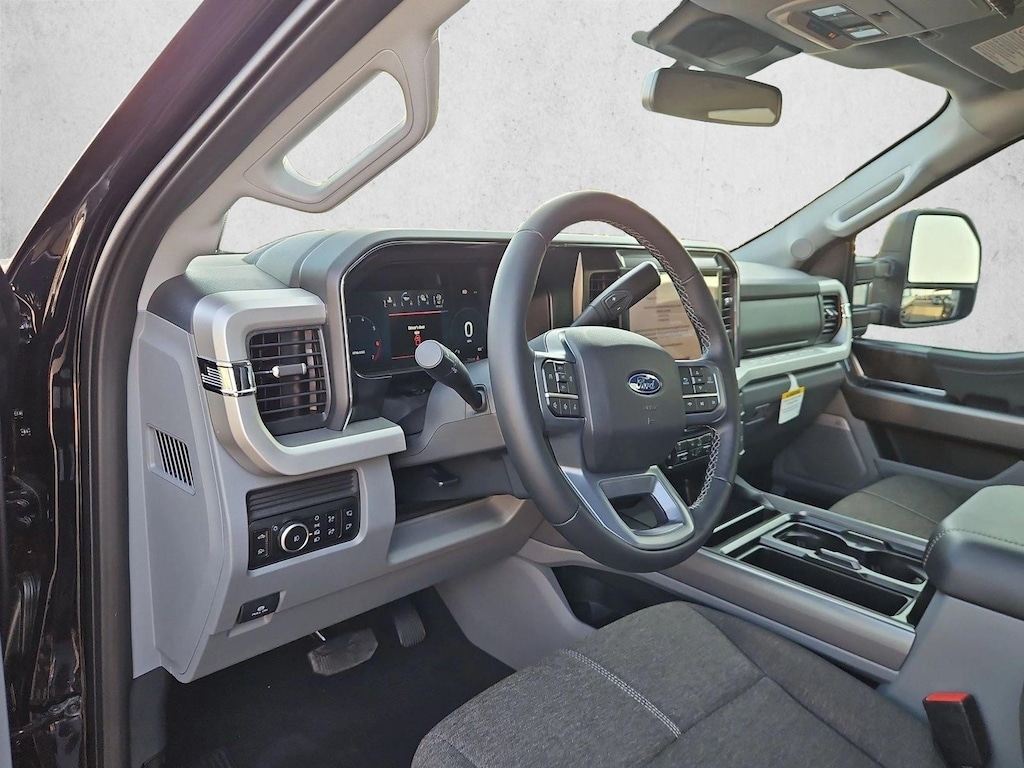 New 2027 Ford F-250 XLT Truck Crew Cab