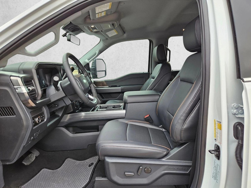 New 2026 Ford F-250 LARIAT Truck Crew Cab