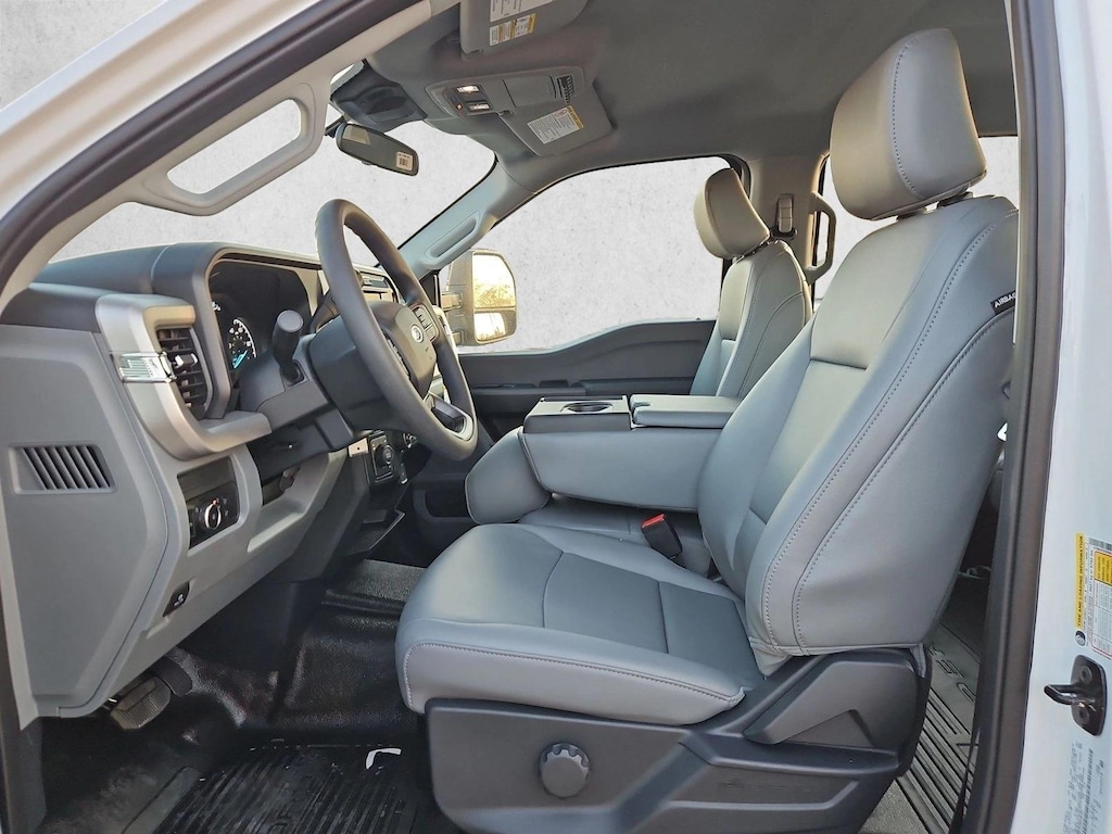 New 2026 Ford F-350 XL Truck Crew Cab