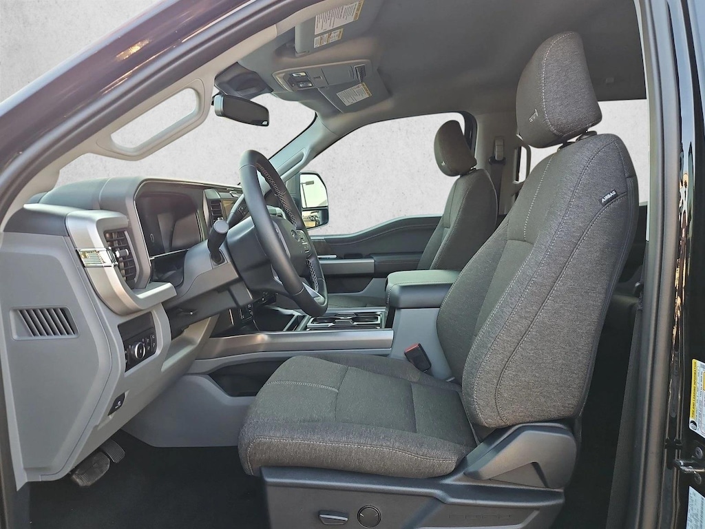 New 2027 Ford F-250 XLT Truck Crew Cab