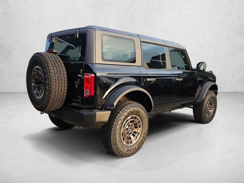 New 2026 Ford Bronco Base SUV