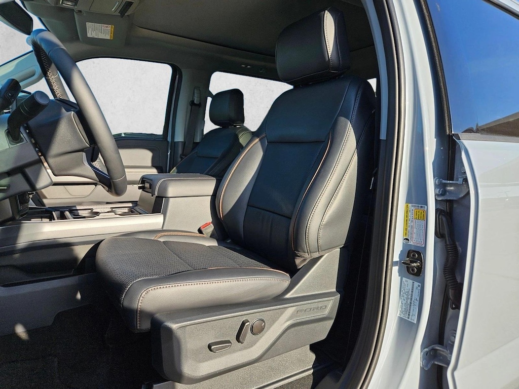 New 2026 Ford F-250 LARIAT Truck Crew Cab
