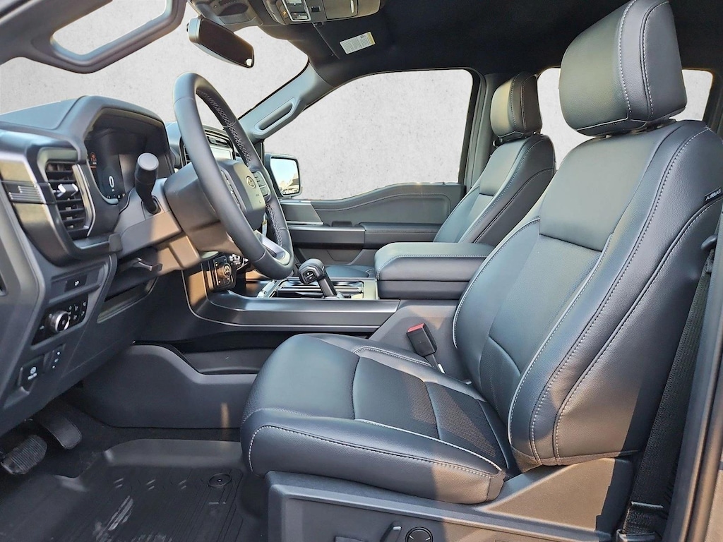 New 2026 Ford F-150 LARIAT Truck SuperCrew Cab