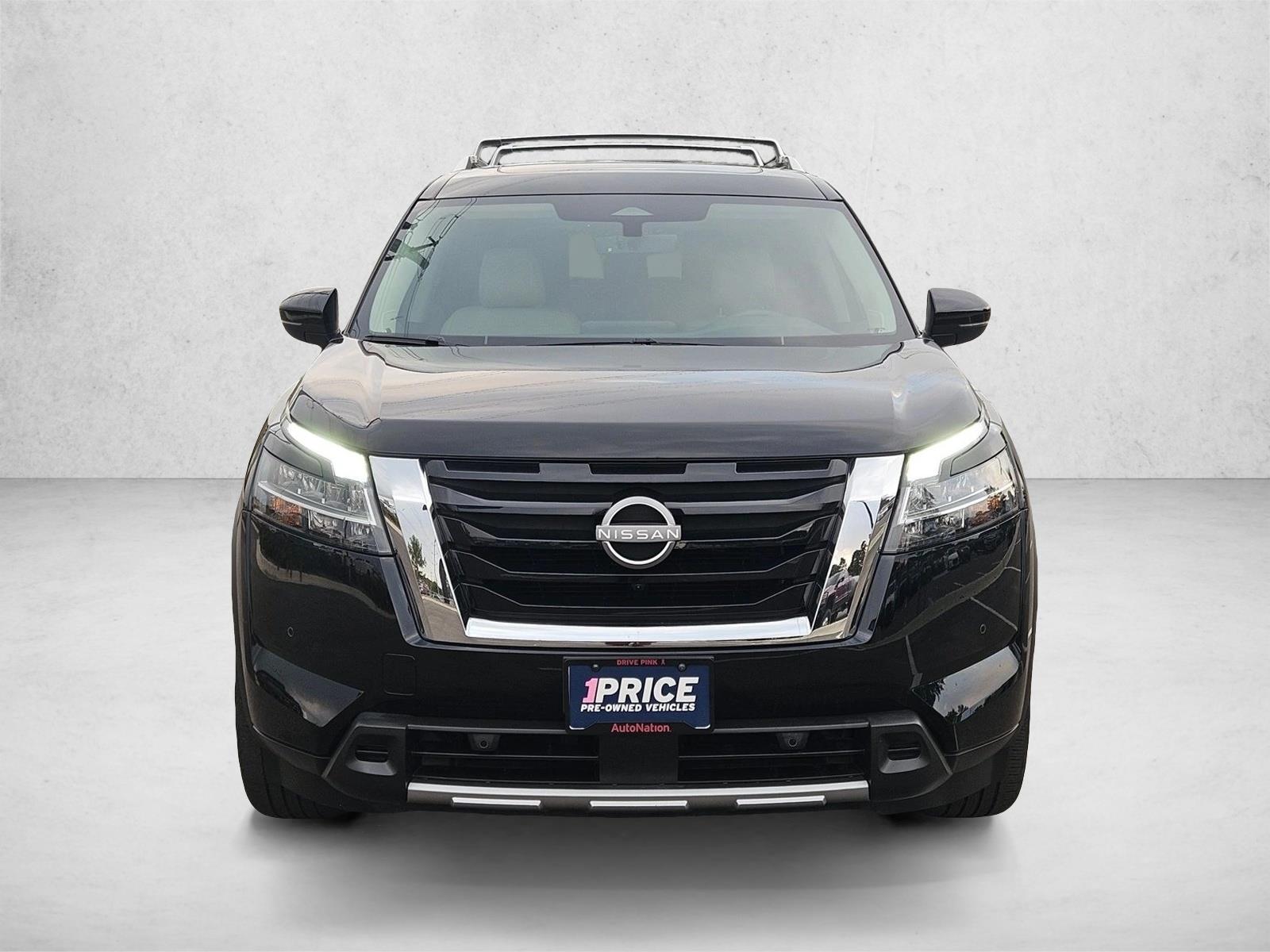 Used 2024 Nissan Pathfinder SL SUV