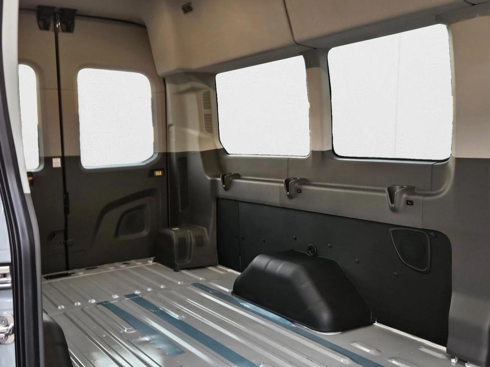 2025 Ford Transit Passenger Van XLT - Photo 8