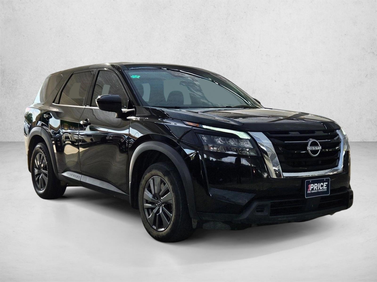Used 2024 Nissan Pathfinder S SUV