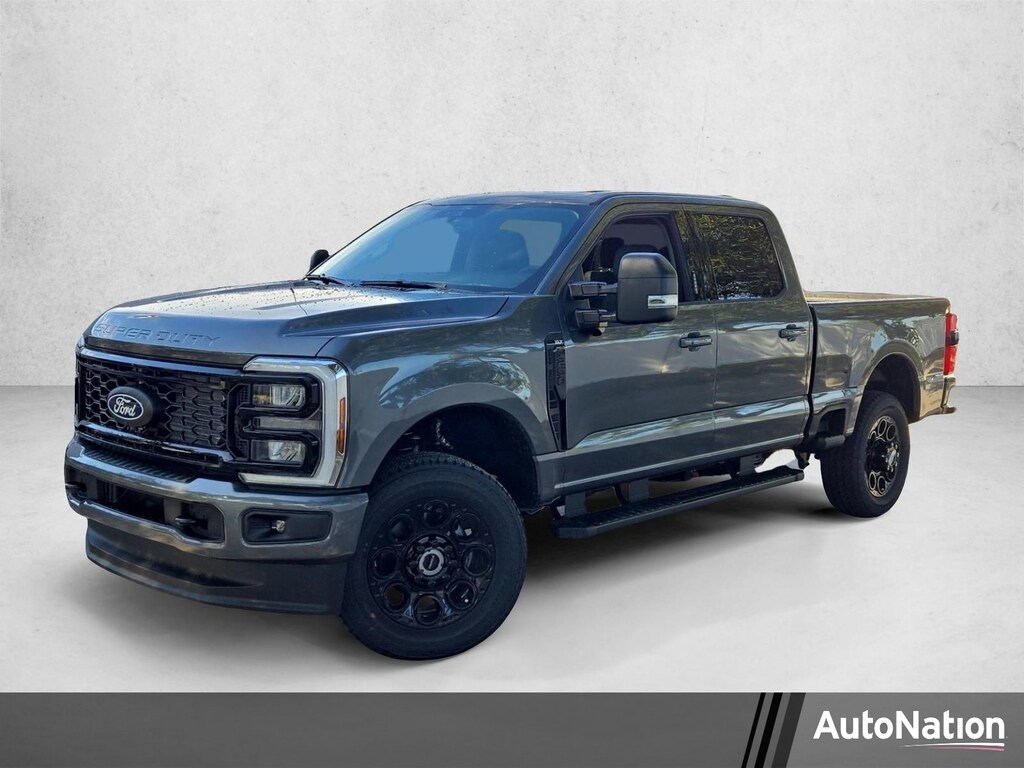 New 2027 Ford F-250 XLT Truck Crew Cab