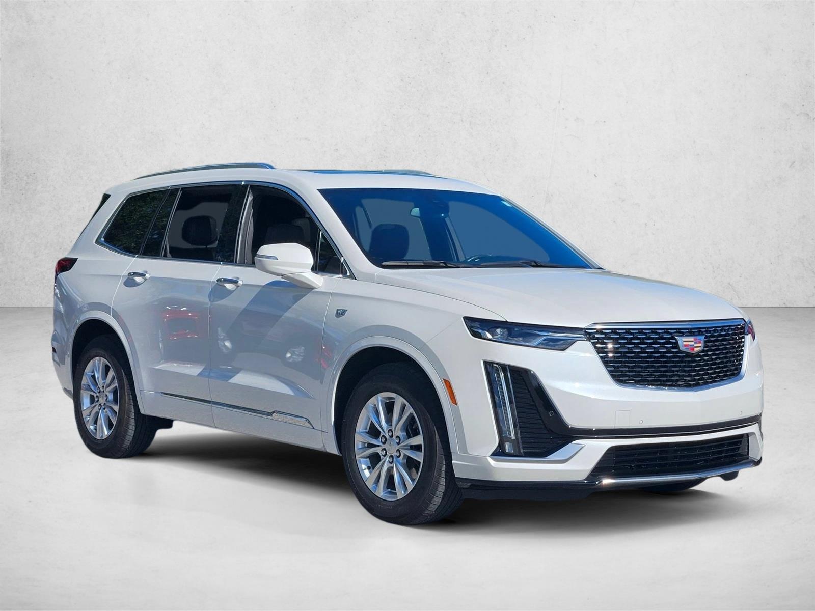 Used 2025 CADILLAC XT6 FWD Luxury SUV