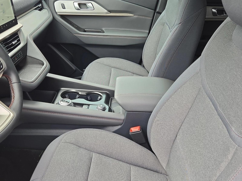 New 2026 Ford Explorer Active w/200A Pkg SUV