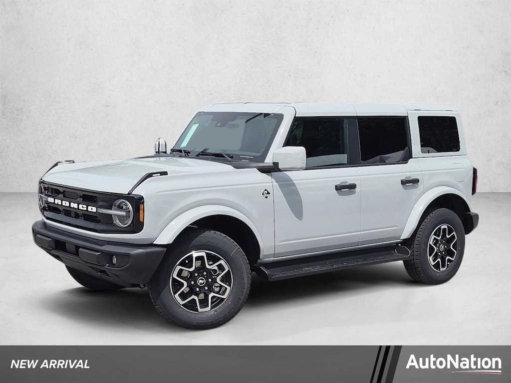 New 2026 Ford Bronco Outer Banks SUV