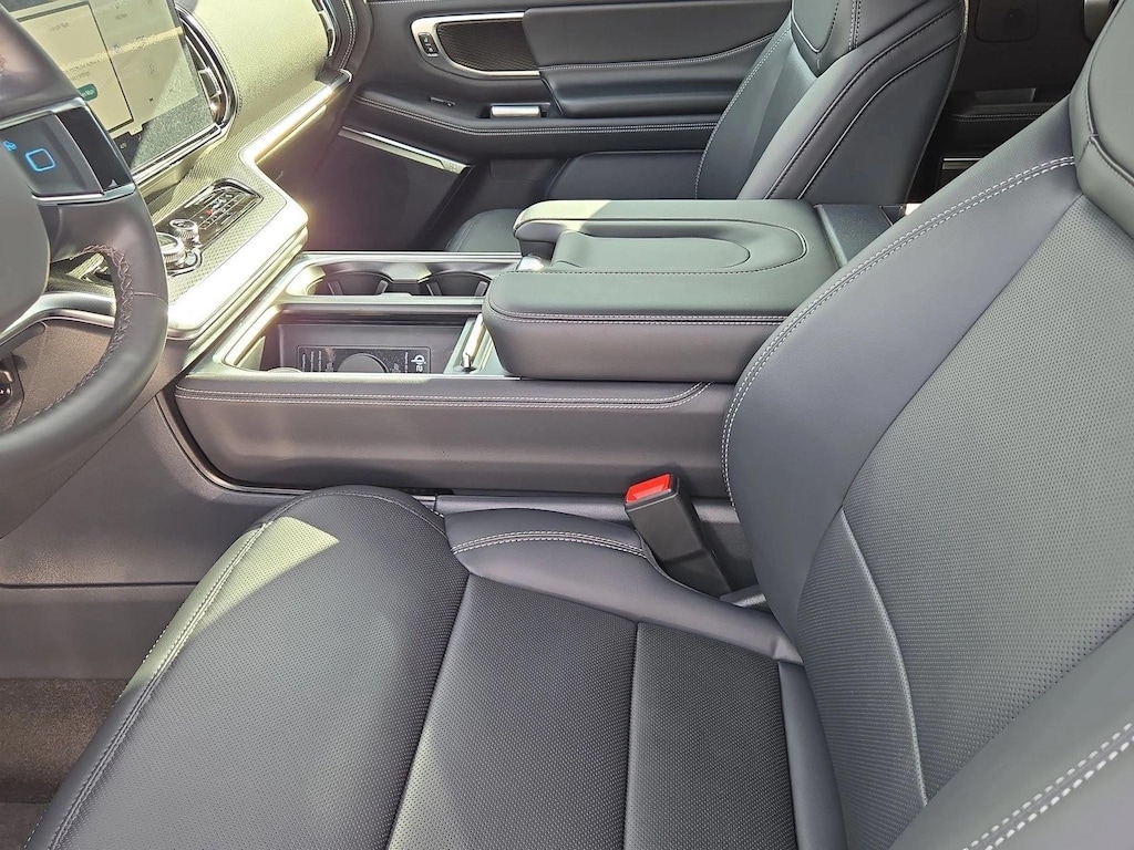 New 2027 Ford Expedition Platinum SUV