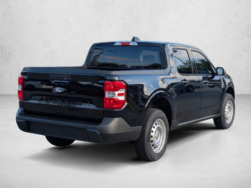 New 2026 Ford Maverick XL Truck SuperCrew
