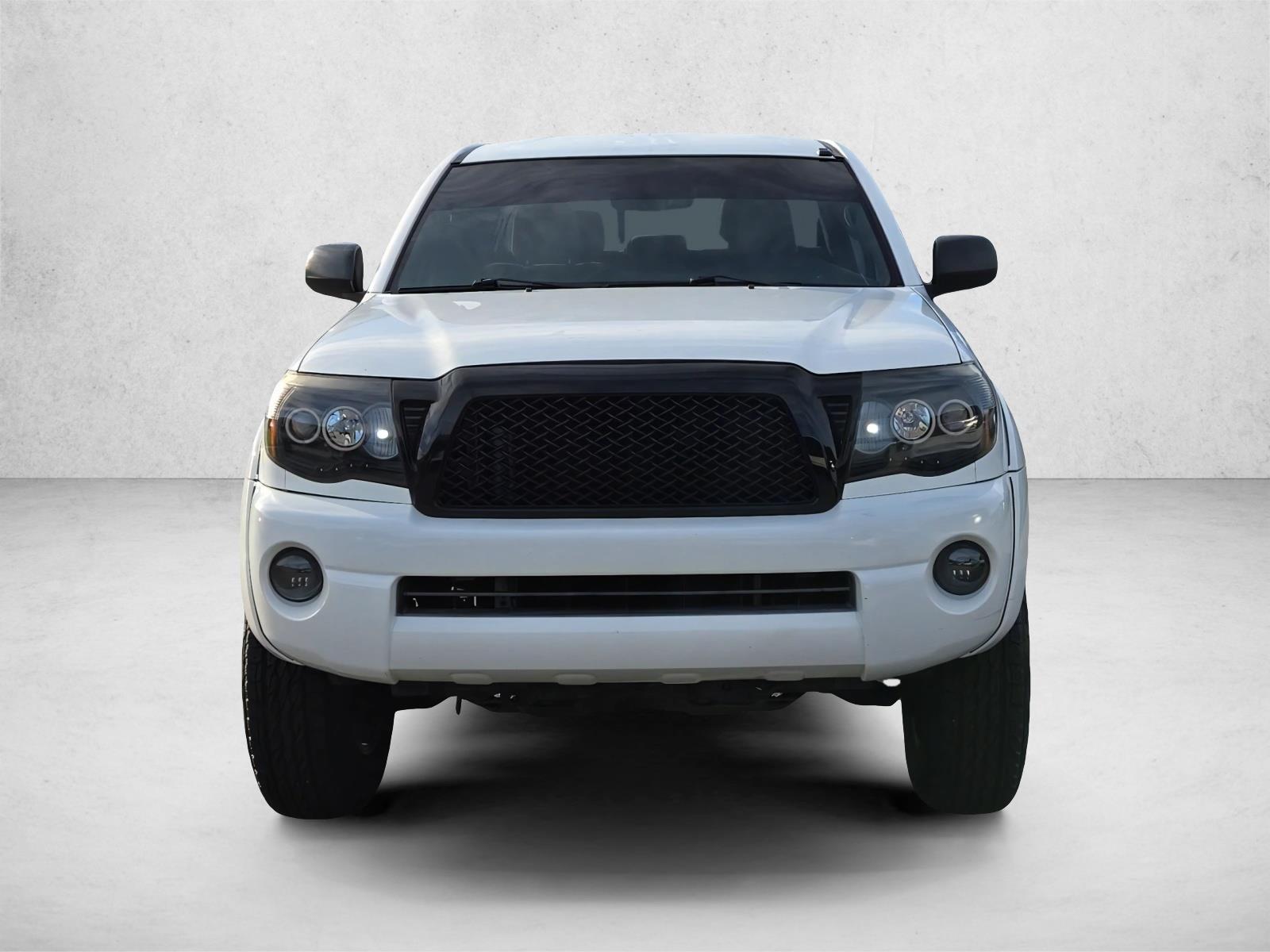 Used 2011 Toyota Tacoma PreRunner with VIN 5TFJU4GN6BX003884 for sale in St. Petersburg, FL