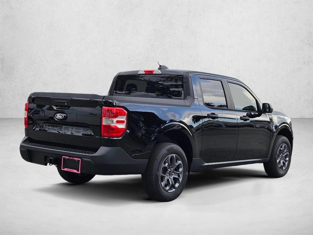 New 2026 Ford Maverick XLT Truck SuperCrew
