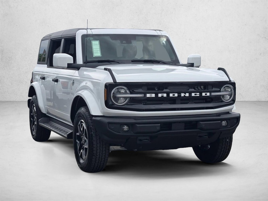 New 2026 Ford Bronco Outer Banks SUV