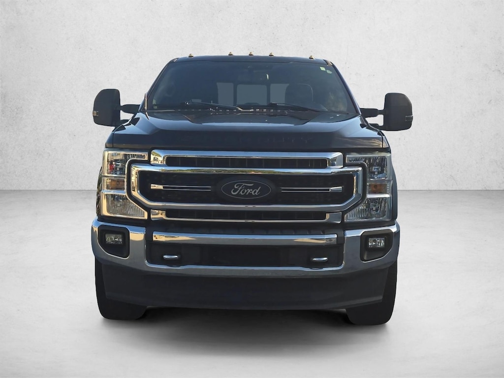 Used 2022 Ford F-250 LARIAT Truck Crew Cab