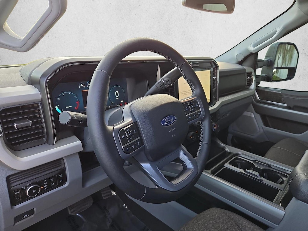 New 2027 Ford F-250 XLT Truck Crew Cab