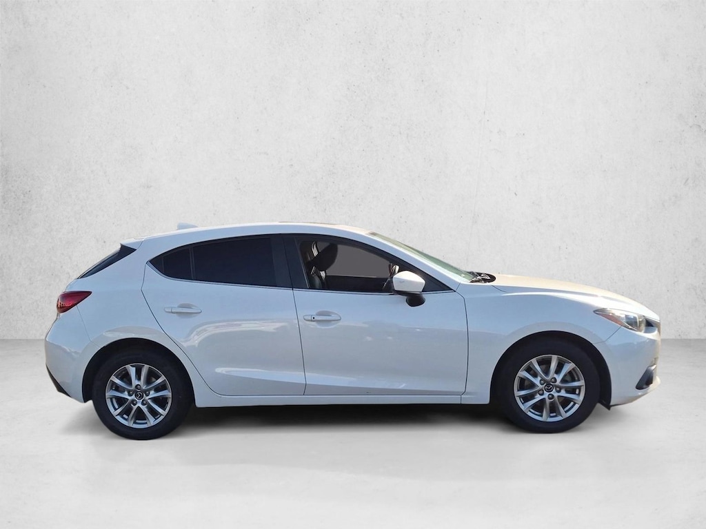 Used 2016 Mazda Mazda3 i Touring Hatchback