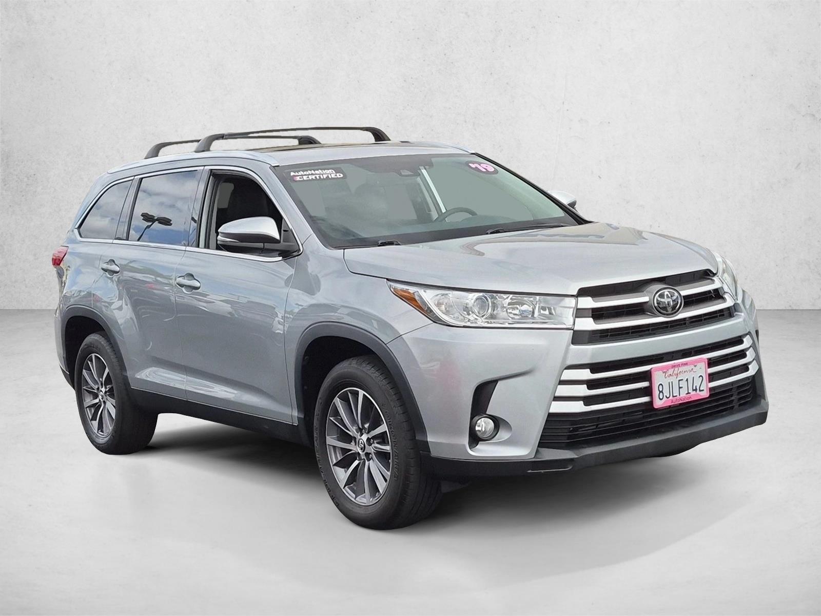 Used 2019 Toyota Highlander XLE V6 SUV