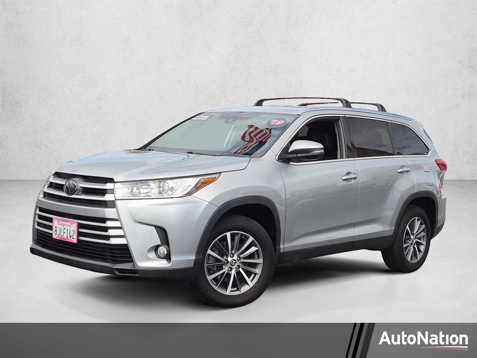 Used 2019 Toyota Highlander XLE V6 SUV