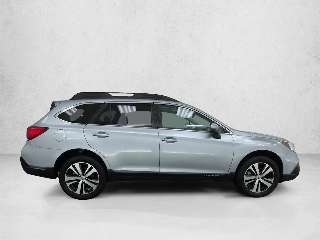 Used 2019 Subaru Outback Limited Sport Utility