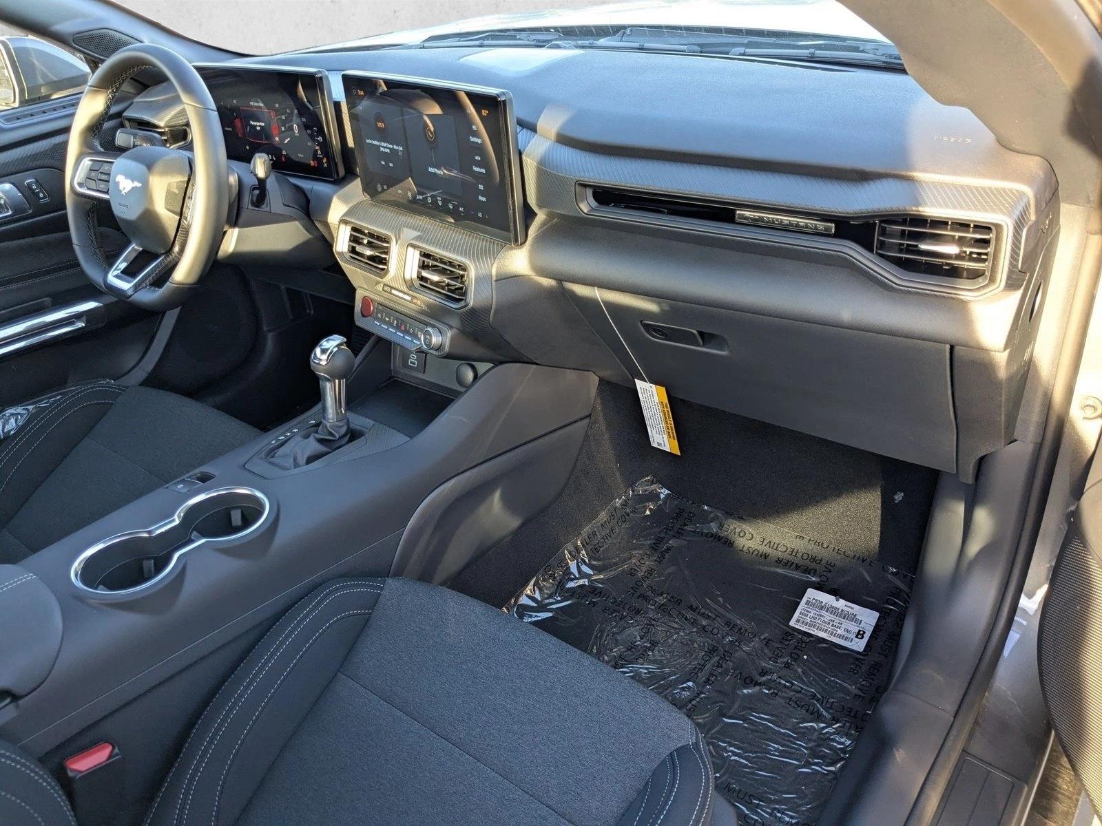 2026 Ford Mustang EcoBoost Fastback - Photo 14