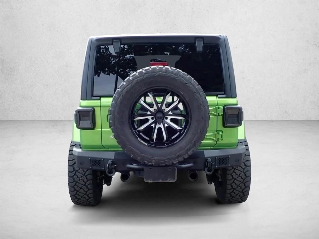 Used 2018 Jeep Wrangler Unlimited Sahara 4x4 SUV