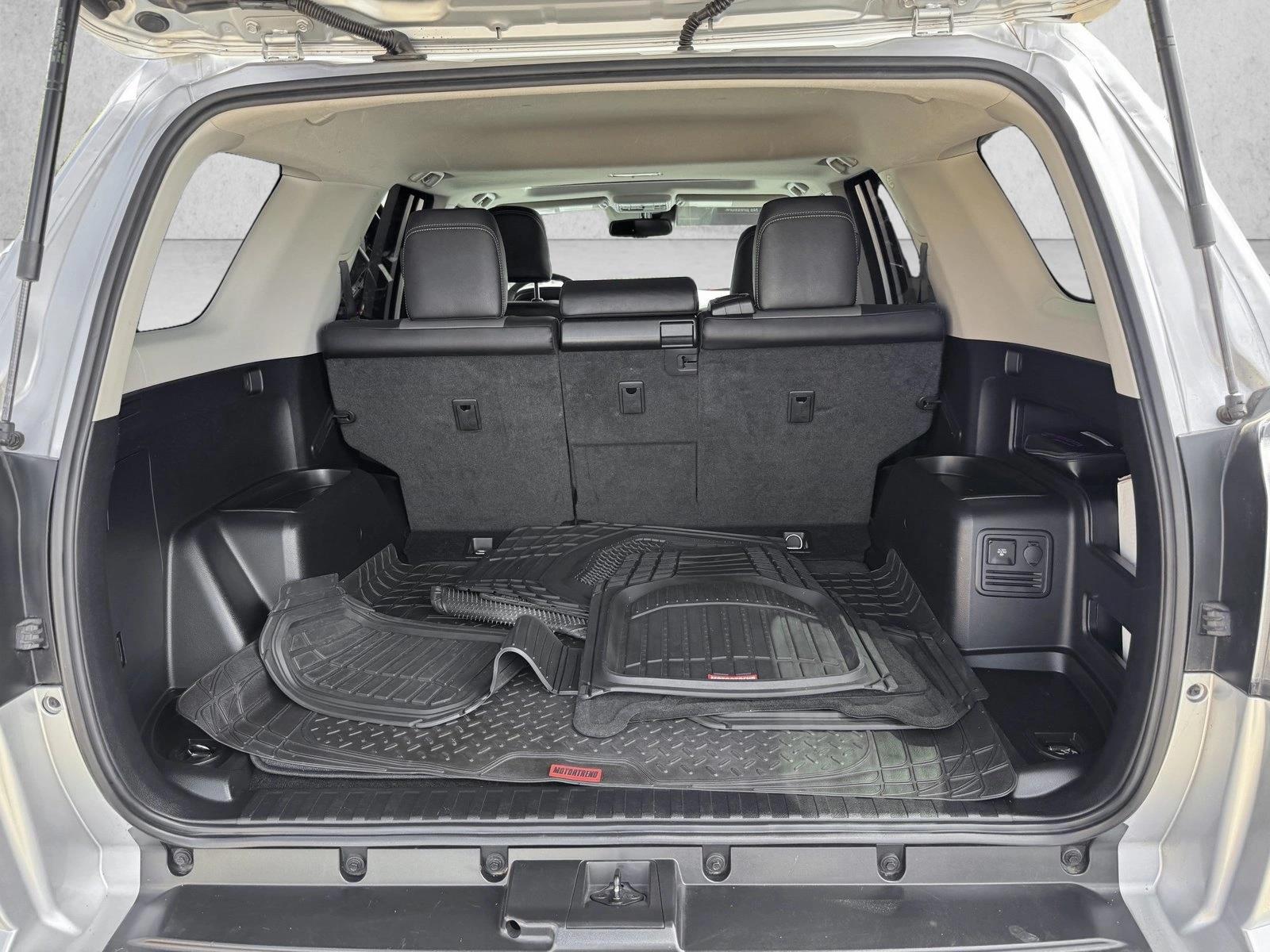 2022 Toyota 4Runner SR5 Premium - Photo 8