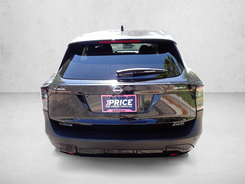 Used 2025 Nissan Kicks SV SUV