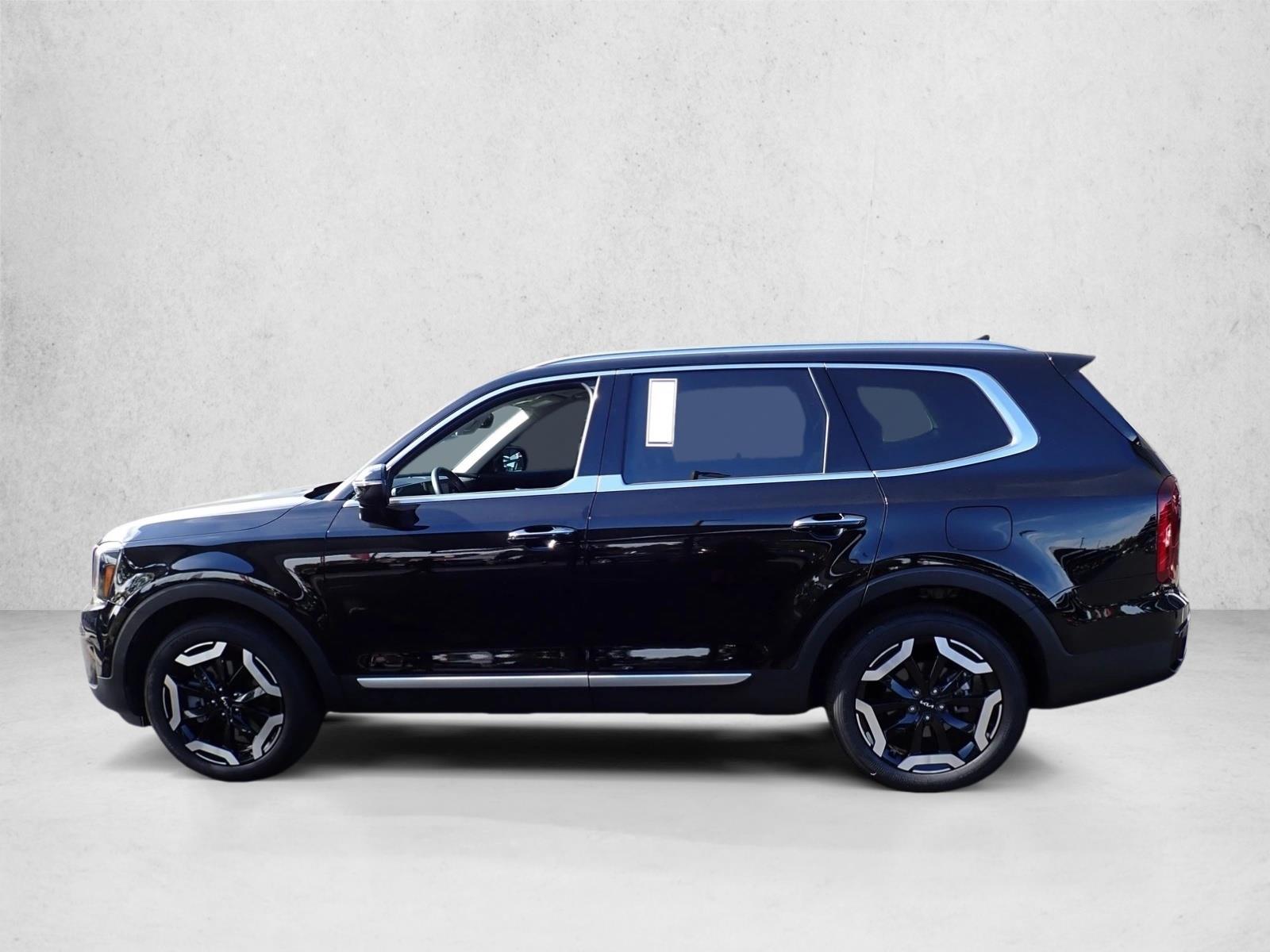 Used 2024 Kia Telluride S SUV