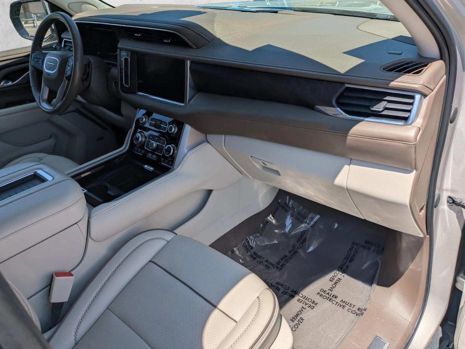 2023 GMC Yukon XL Denali - Photo 19