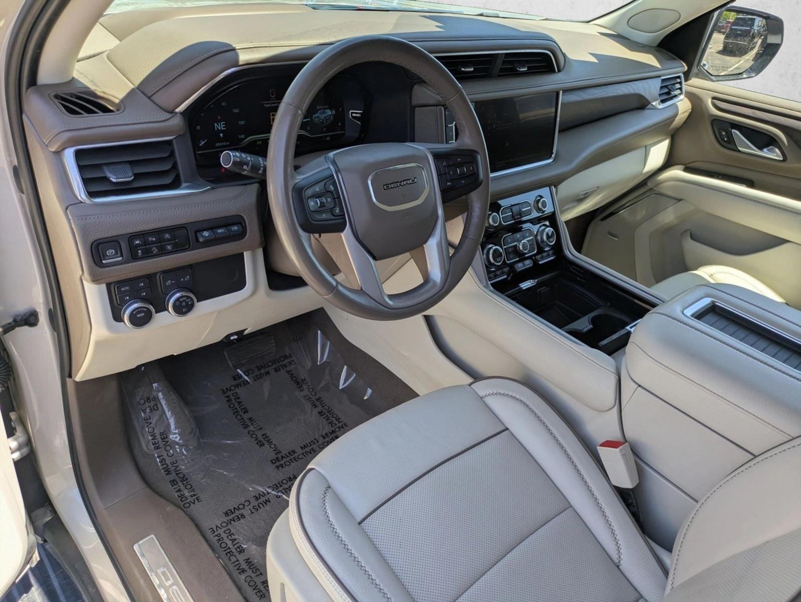 2023 GMC Yukon XL Denali - Photo 10