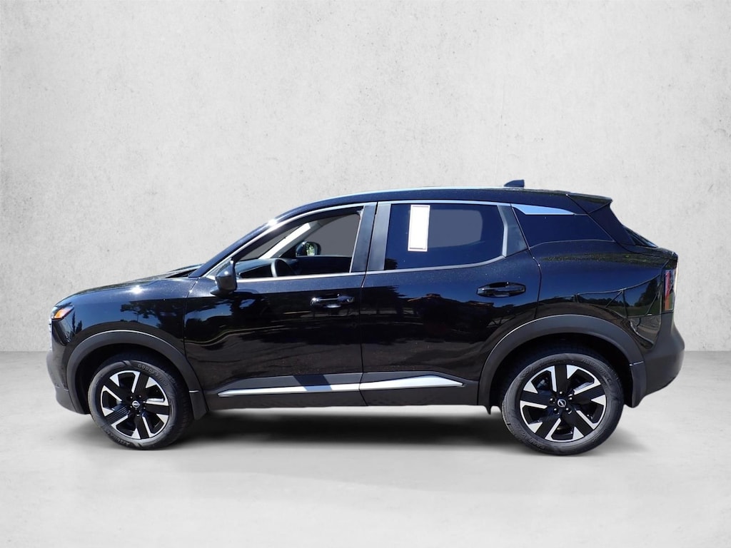 Used 2025 Nissan Kicks SV SUV